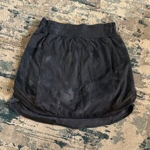 Lululemon Athletica Charcoal Skirt